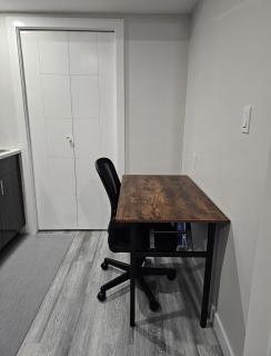 Cozy & Homely Fully Furnished Suite - 6