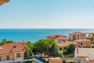 Skybnb Vista mare con parcheggio privato 4 min from the sea - 2