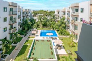 New Apt in Residential Area with Amenities & 24hr Security - 6