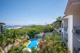 Walk to the Beach & Town! Tamarindo Condo - 9