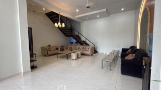 hi5 Private Luxury Bedroom Suites in a Private Villa with Garden, Kids Play Area, Near Lyallpur Galleria 2, Self Check In - 1