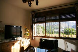 Hostal y Apartamento Rural Los Naranjos - Melegis - 4
