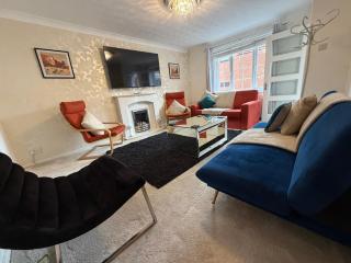 Batley 3BR House for Contractors and Families - 3