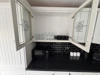 Batley 3BR House for Contractors and Families - 2