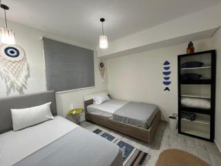 Sea & Lagoon View Cozy 3BR Chalet - 3