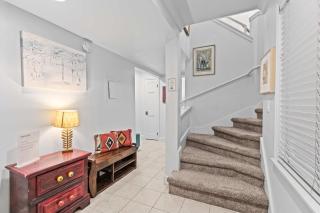 Stylish condo in prime location just steps from Main Street & Town Lift Plaza - 8