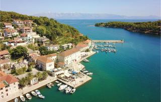 Awesome Home In Jelsa - 4