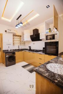 Bubbles - Stylish 2-Bedroom Apartment, Yaba - 3