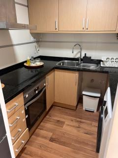 Apartamento con 2 habitaciones y 2 baños completos - 1