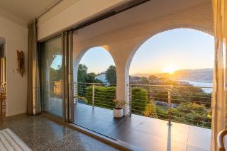 Luxury Hilltop Retreat - Views, Heated Pool, Sleeps 10 - 4