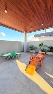 Premium Apartment with Pool & Parking - 1