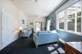 Brookville Cottage - Secluded Central Location - 3