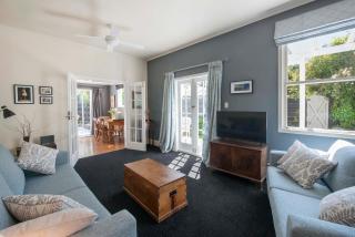 Brookville Cottage - Secluded Central Location - 4