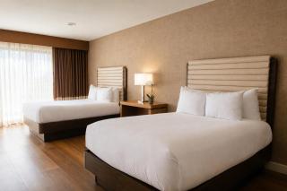 Luxe Sunset Boulevard Hotel - 6