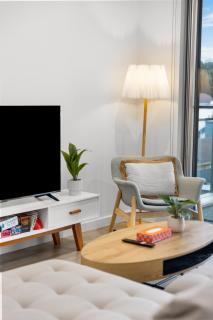 Stylish 2BR - Corner Stay in Prospect - 5