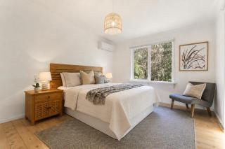Kallista Silvermist House and Guest House by Ready Set Stay - 4