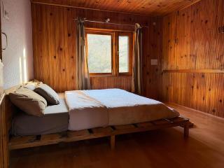 Entire Apple Orchard Home Workation Peaceful Views by SiyaU Stay - 4