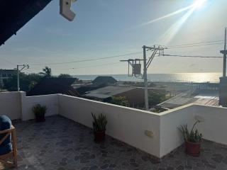 Hostel La Catalina Plus - frente al mar - 8