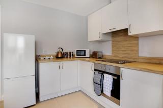 Duplex apartment close to A1 private car park - 9