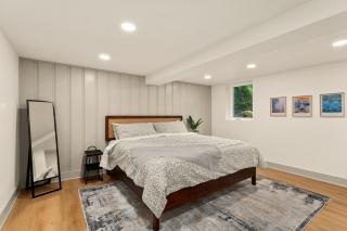 Walkable and Family friendly home, EV Charger & AC - 5