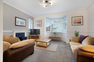 3 Bedroom in Haughton Road with Free WiFi - 0