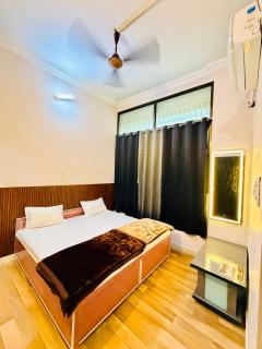 Shivay shakti Homestay , ujjain - 0