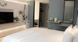Magnotel Hotel Wuhan Jiangtan Lihuangpo Road Pedestrian Street - 1