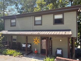 Charming Lake House With Boat Ramp on Center Hill - 2