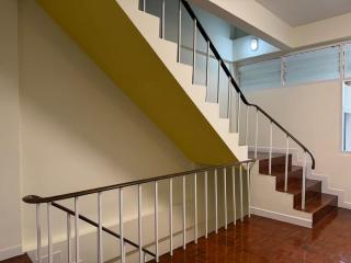 PhayaThai Pink House-3BR Family Townhouse near Ari - 6