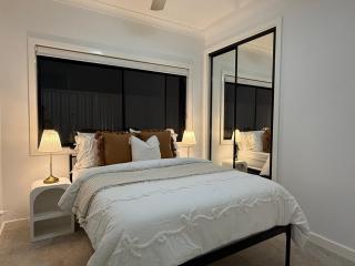 Brand new Pallara Haven Modern 3BR Family Home - 3
