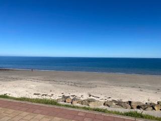Coastal Glenelg South Escape - 4