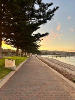 Pier Hotel Port Lincoln - 7