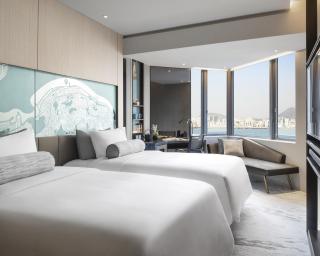 Hyatt Centric Victoria Harbour - 4