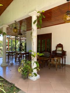 River Corner Villa - 4