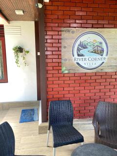 River Corner Villa - 1