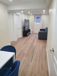 Stylish and Modern 2-Bedroom Basement Milton - 3