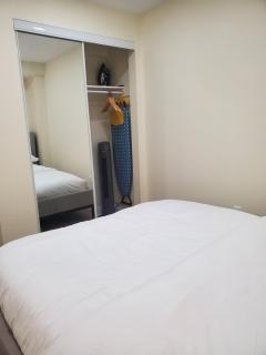 Stylish and Modern 2-Bedroom Basement Milton - 2