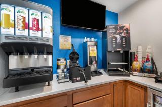 Baymont by Wyndham Findlay - 5
