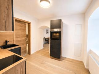 Stylish 1-Bedroom Old Town Retreat - 5
