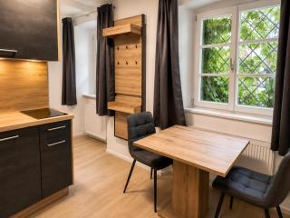 Modern Old Town Studio - 7