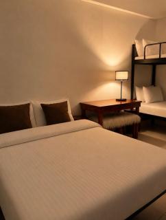 Cozy Stay with Mountain, Clouds & Pine Tree Views - 9