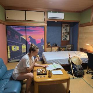 Smart Henro Inn - 8