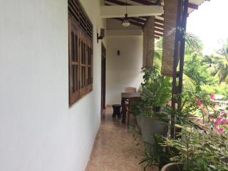 Hansa Beach Villa Unawatuna - 8