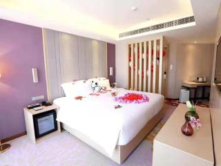 Lavande Hotels Tianjin Huaming Binhai International Airport - 1