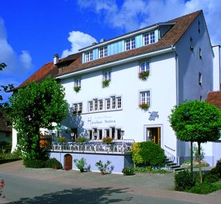 Gasthof & Pension Hirschen-Stetten - 1