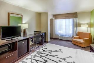 Sleep Inn & Suites Hewitt - South Waco - 1
