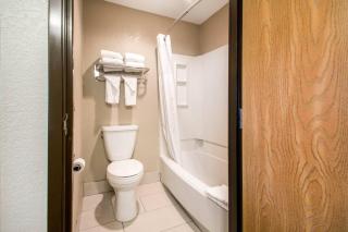 Sleep Inn & Suites Madison West - 9
