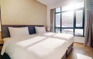 A &B HOTEl - 5