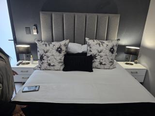 118 Bayley Street - 2