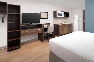 WoodSpring Suites Chicago Tinley Park - 3